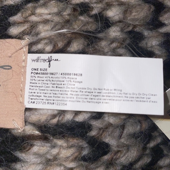 Wilfred Free Toque - Picture 5 of 7